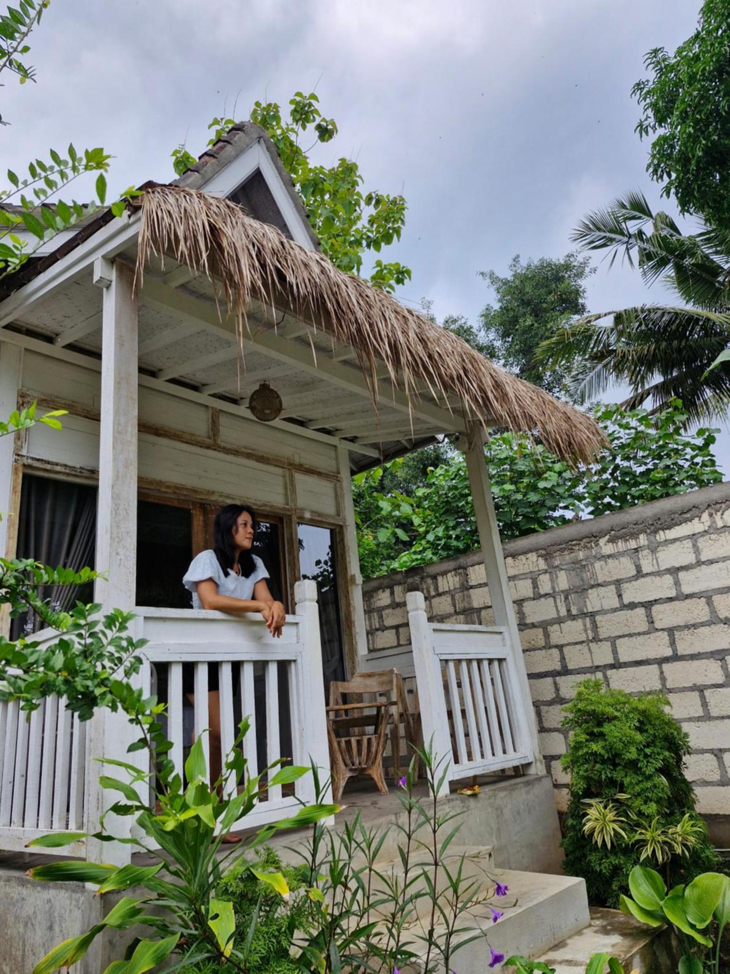 The Layar Homestay Batununggul Exterior foto